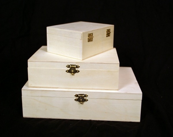 Three custom wooden hinged-top boxes, available in bulk for premium product packaging, retail storage, and corporate branding.